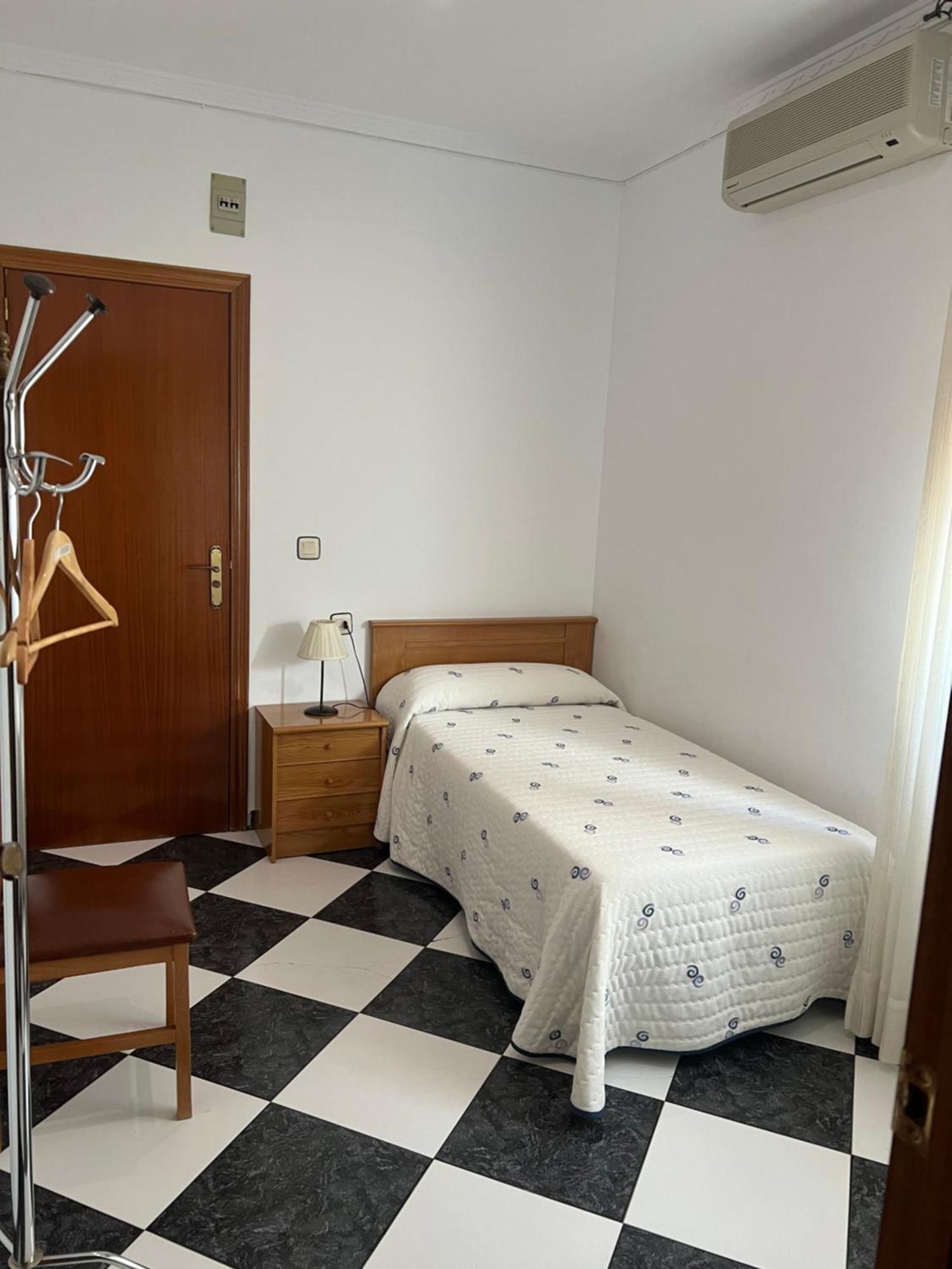 Siruela Hostal Los Amigos מראה חיצוני תמונה